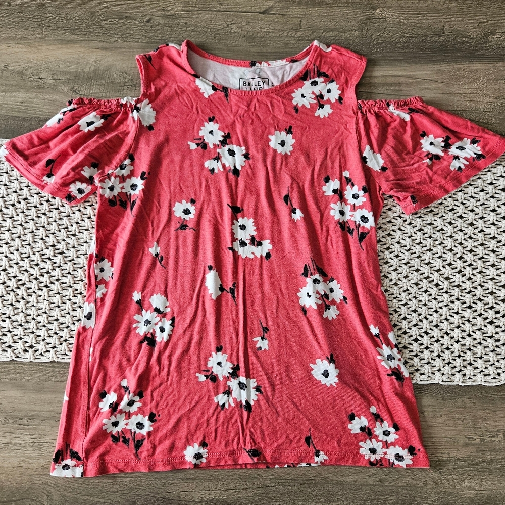 Bailey Lane floral top